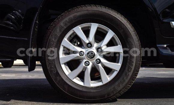 Haaraa Toyota Land Cruiser Black Makiinaa iti Abiy Adi keessatti Tigray keessatti Haaraa Toyota Land Cruiser Black Makiinaa iti Abiy Adi keessatti Tigray keessatti