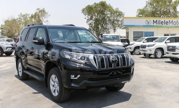 Haaraa Toyota Prado Black Makiinaa iti Abiy Adi keessatti Tigray keessatti Haaraa Toyota Prado Black Makiinaa iti Abiy Adi keessatti Tigray keessatti