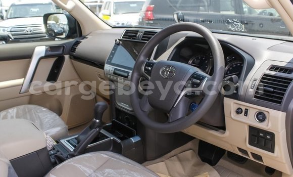Haaraa Toyota Prado Black Makiinaa iti Abiy Adi keessatti Tigray keessatti Haaraa Toyota Prado Black Makiinaa iti Abiy Adi keessatti Tigray keessatti