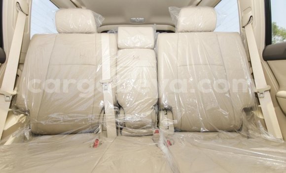 Haaraa Toyota Prado Black Makiinaa iti Abiy Adi keessatti Tigray keessatti Haaraa Toyota Prado Black Makiinaa iti Abiy Adi keessatti Tigray keessatti