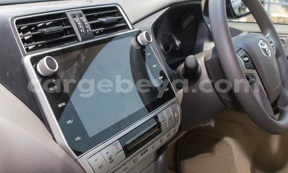 Haaraa Toyota Prado Black Makiinaa iti Abiy Adi keessatti Tigray keessatti Haaraa Toyota Prado Black Makiinaa iti Abiy Adi keessatti Tigray keessatti