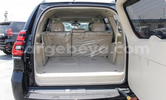 Haaraa Toyota Prado Black Makiinaa iti Abiy Adi keessatti Tigray keessatti Haaraa Toyota Prado Black Makiinaa iti Abiy Adi keessatti Tigray keessatti