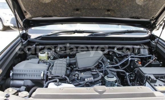 Haaraa Toyota Prado Black Makiinaa iti Abiy Adi keessatti Tigray keessatti Haaraa Toyota Prado Black Makiinaa iti Abiy Adi keessatti Tigray keessatti