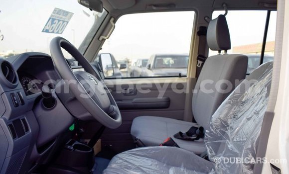Buy Import Toyota Land Cruiser White Car in Import - Dubai in Ethiopia Buy Import Toyota Land Cruiser White Car in Import - Dubai in Ethiopia