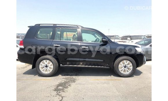 ይግዙ Imported Toyota Land Cruiser ጥቁር መኪና በ Import - Dubai በ ኢትዮጵያ ይግዙ Imported Toyota Land Cruiser ጥቁር መኪና በ Import - Dubai በ ኢትዮጵያ