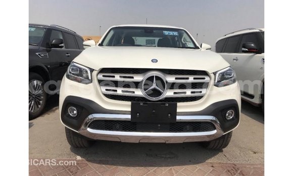 ይግዙ Imported Mercedes-Benz 250 ነጭ መኪና በ Import - Dubai በ ኢትዮጵያ ይግዙ Imported Mercedes-Benz 250 ነጭ መኪና በ Import - Dubai በ ኢትዮጵያ