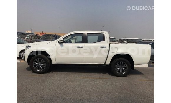 ይግዙ Imported Mercedes-Benz 250 ነጭ መኪና በ Import - Dubai በ ኢትዮጵያ ይግዙ Imported Mercedes-Benz 250 ነጭ መኪና በ Import - Dubai በ ኢትዮጵያ