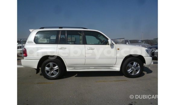 Buy Import Toyota Land Cruiser White Car in Import - Dubai in Ethiopia Buy Import Toyota Land Cruiser White Car in Import - Dubai in Ethiopia