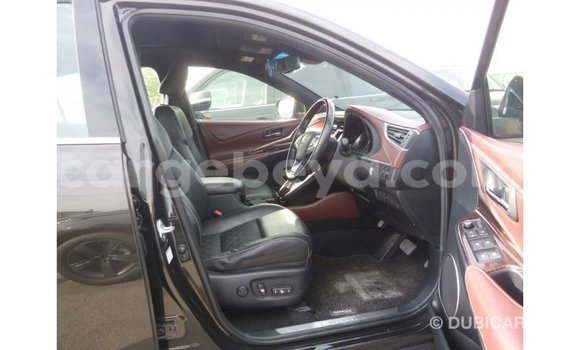 ይግዙ Imported Toyota Harrier ጥቁር መኪና በ Import - Dubai በ ኢትዮጵያ ይግዙ Imported Toyota Harrier ጥቁር መኪና በ Import - Dubai በ ኢትዮጵያ