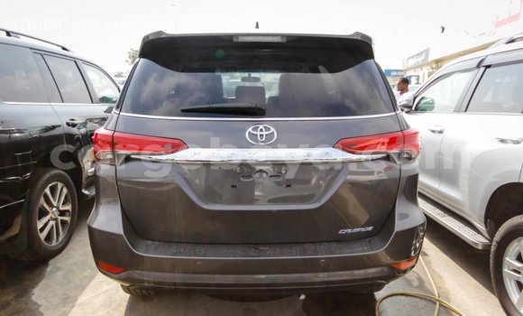 ይግዙ Imported Toyota Fortuner ሌላ መኪና በ Import - Dubai በ ኢትዮጵያ ይግዙ Imported Toyota Fortuner ሌላ መኪና በ Import - Dubai በ ኢትዮጵያ