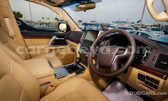Buy Import Toyota Land Cruiser White Car in Import - Dubai in Ethiopia Buy Import Toyota Land Cruiser White Car in Import - Dubai in Ethiopia