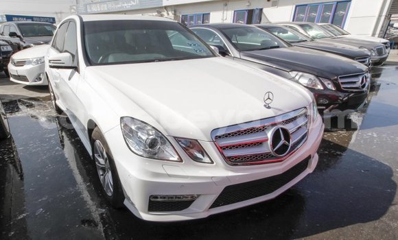 ይግዙ Imported Mercedes-Benz 200 ነጭ መኪና በ Import - Dubai በ ኢትዮጵያ ይግዙ Imported Mercedes-Benz 200 ነጭ መኪና በ Import - Dubai በ ኢትዮጵያ