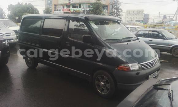 Buy Used Toyota Dolphin Green Car in Addis–Ababa in Ethiopia Buy Used Toyota Dolphin Green Car in Addis–Ababa in Ethiopia