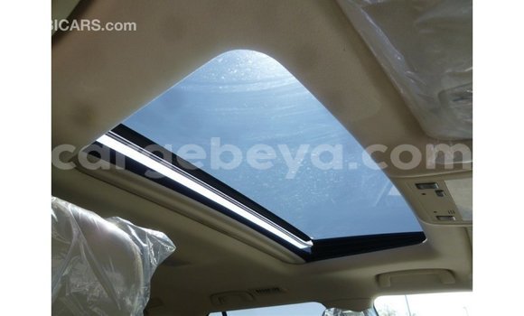 ይግዙ Imported Toyota Land Cruiser ነጭ መኪና በ Import - Dubai በ ኢትዮጵያ ይግዙ Imported Toyota Land Cruiser ነጭ መኪና በ Import - Dubai በ ኢትዮጵያ