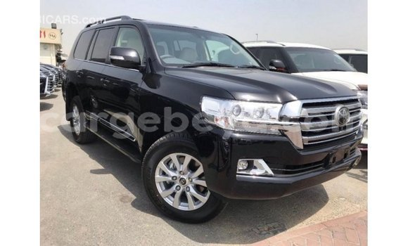 ይግዙ Imported Toyota Land Cruiser ጥቁር መኪና በ Import - Dubai በ ኢትዮጵያ ይግዙ Imported Toyota Land Cruiser ጥቁር መኪና በ Import - Dubai በ ኢትዮጵያ