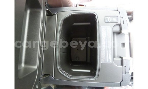 ይግዙ Imported Toyota Land Cruiser ብናማ መኪና በ Import - Dubai በ ኢትዮጵያ ይግዙ Imported Toyota Land Cruiser ብናማ መኪና በ Import - Dubai በ ኢትዮጵያ