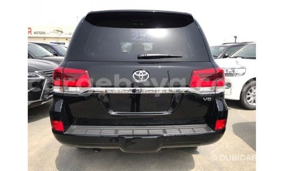 ይግዙ Imported Toyota Land Cruiser ጥቁር መኪና በ Import - Dubai በ ኢትዮጵያ ይግዙ Imported Toyota Land Cruiser ጥቁር መኪና በ Import - Dubai በ ኢትዮጵያ