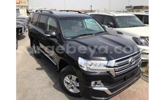 ይግዙ Imported Toyota Land Cruiser ጥቁር መኪና በ Import - Dubai በ ኢትዮጵያ ይግዙ Imported Toyota Land Cruiser ጥቁር መኪና በ Import - Dubai በ ኢትዮጵያ