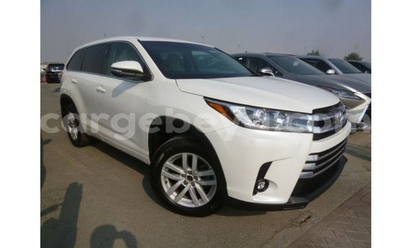 Buy Import Toyota Kluger White Car in Import - Dubai in Ethiopia Buy Import Toyota Kluger White Car in Import - Dubai in Ethiopia