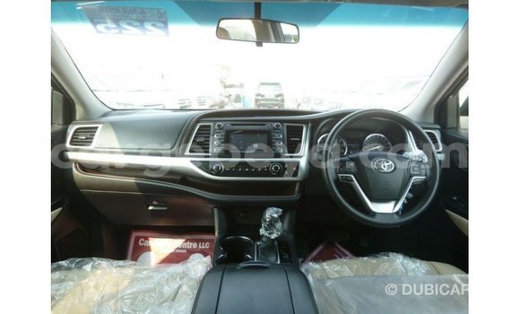 Buy Import Toyota Kluger White Car in Import - Dubai in Ethiopia Buy Import Toyota Kluger White Car in Import - Dubai in Ethiopia