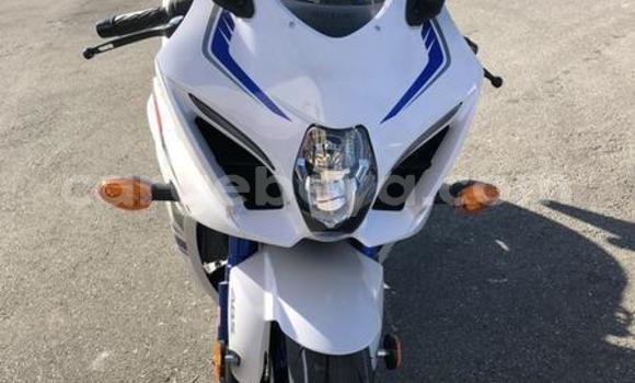 Buy New Suzuki GSX–R White Bike in Addis–Ababa in Ethiopia Buy New Suzuki GSX–R White Bike in Addis–Ababa in Ethiopia