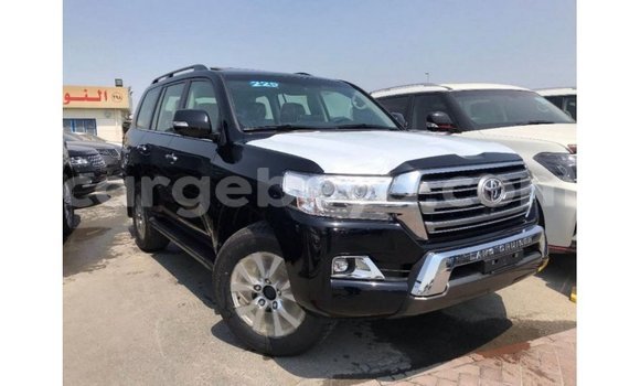 ይግዙ Imported Toyota Land Cruiser ጥቁር መኪና በ Import - Dubai በ ኢትዮጵያ ይግዙ Imported Toyota Land Cruiser ጥቁር መኪና በ Import - Dubai በ ኢትዮጵያ