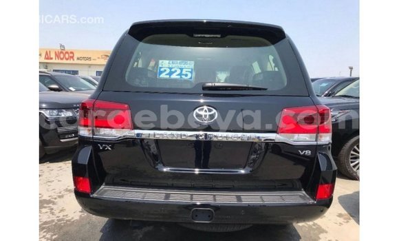ይግዙ Imported Toyota Land Cruiser ጥቁር መኪና በ Import - Dubai በ ኢትዮጵያ ይግዙ Imported Toyota Land Cruiser ጥቁር መኪና በ Import - Dubai በ ኢትዮጵያ