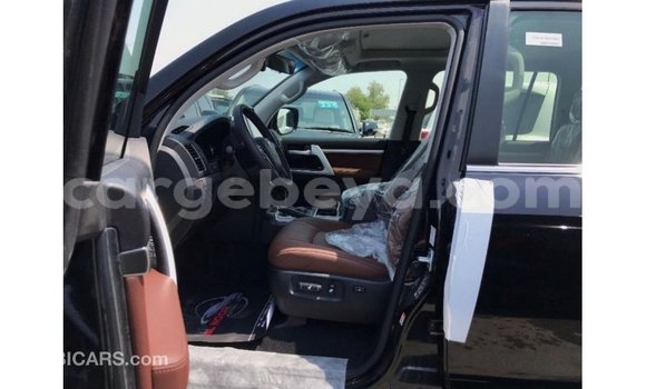 ይግዙ Imported Toyota Land Cruiser ጥቁር መኪና በ Import - Dubai በ ኢትዮጵያ ይግዙ Imported Toyota Land Cruiser ጥቁር መኪና በ Import - Dubai በ ኢትዮጵያ