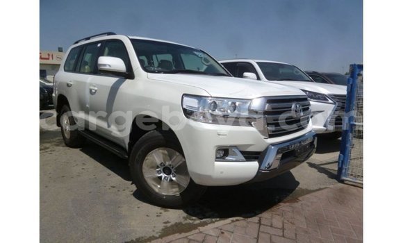 Buy Import Toyota Land Cruiser White Car in Import - Dubai in Ethiopia Buy Import Toyota Land Cruiser White Car in Import - Dubai in Ethiopia