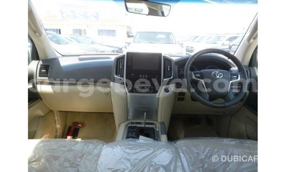 Buy Import Toyota Land Cruiser White Car in Import - Dubai in Ethiopia Buy Import Toyota Land Cruiser White Car in Import - Dubai in Ethiopia