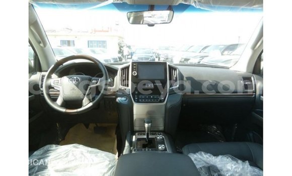 Buy Import Toyota Land Cruiser White Car in Import - Dubai in Ethiopia Buy Import Toyota Land Cruiser White Car in Import - Dubai in Ethiopia