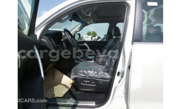 Buy Import Toyota Land Cruiser White Car in Import - Dubai in Ethiopia Buy Import Toyota Land Cruiser White Car in Import - Dubai in Ethiopia