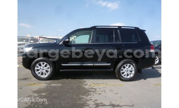 ይግዙ Imported Toyota Land Cruiser ጥቁር መኪና በ Import - Dubai በ ኢትዮጵያ ይግዙ Imported Toyota Land Cruiser ጥቁር መኪና በ Import - Dubai በ ኢትዮጵያ