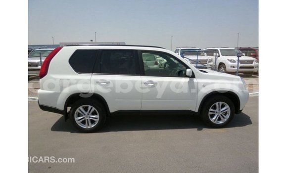 Buy Import Nissan Evalia White Truck in Import - Dubai in Ethiopia Buy Import Nissan Evalia White Truck in Import - Dubai in Ethiopia