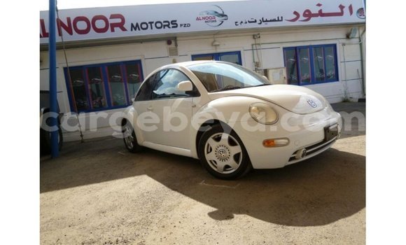 Buy Import Volkswagen Beetle White Car in Import - Dubai in Ethiopia
