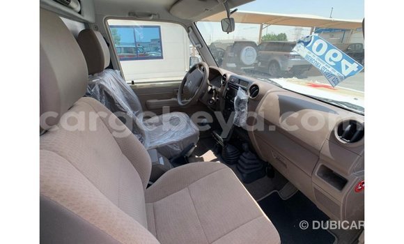 Buy Import Toyota Land Cruiser Beige Car in Import - Dubai in Ethiopia Buy Import Toyota Land Cruiser Beige Car in Import - Dubai in Ethiopia