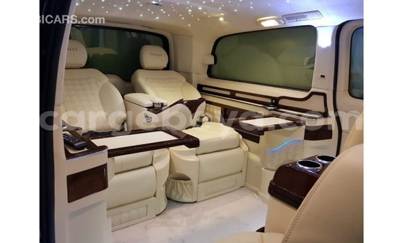 Buy Import Mercedes-Benz 250 Black Car in Import - Dubai in Ethiopia Buy Import Mercedes-Benz 250 Black Car in Import - Dubai in Ethiopia