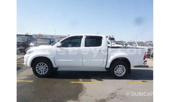 Buy Import Toyota Hilux White Car in Import - Dubai in Ethiopia Buy Import Toyota Hilux White Car in Import - Dubai in Ethiopia