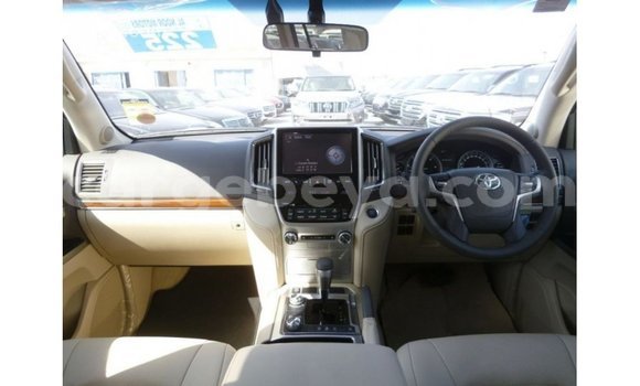 Buy Import Toyota Land Cruiser White Car in Import - Dubai in Ethiopia Buy Import Toyota Land Cruiser White Car in Import - Dubai in Ethiopia