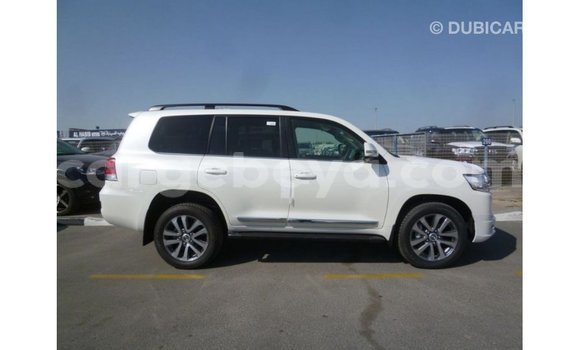 Buy Import Toyota Land Cruiser White Car in Import - Dubai in Ethiopia Buy Import Toyota Land Cruiser White Car in Import - Dubai in Ethiopia