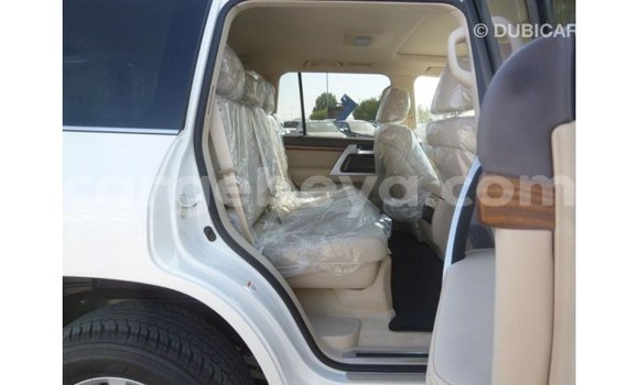 Buy Import Toyota Land Cruiser White Car in Import - Dubai in Ethiopia Buy Import Toyota Land Cruiser White Car in Import - Dubai in Ethiopia
