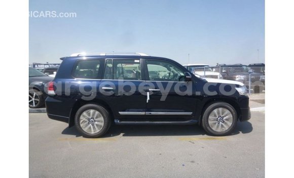 ይግዙ Imported Toyota Land Cruiser ሰማያዊ መኪና በ Import - Dubai በ ኢትዮጵያ ይግዙ Imported Toyota Land Cruiser ሰማያዊ መኪና በ Import - Dubai በ ኢትዮጵያ