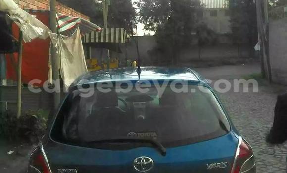 Acheter Occasion Voiture Toyota Yaris Bleu à Addis Ababa, Ethiopie Acheter Occasion Voiture Toyota Yaris Bleu à Addis Ababa, Ethiopie