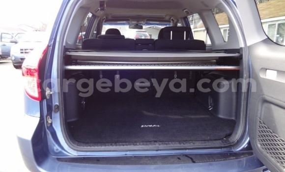 Buy Used Toyota RAV4 Blue Car in Addis–Ababa in Ethiopia Buy Used Toyota RAV4 Blue Car in Addis–Ababa in Ethiopia