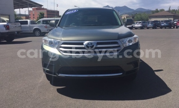 Buy Used Toyota Highlander Black Car in Addis–Ababa in Ethiopia Buy Used Toyota Highlander Black Car in Addis–Ababa in Ethiopia