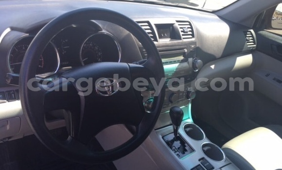 Buy Used Toyota Highlander Black Car in Addis–Ababa in Ethiopia Buy Used Toyota Highlander Black Car in Addis–Ababa in Ethiopia