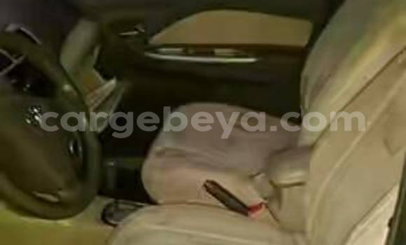 Acheter Occasion Voiture Toyota Yaris Blanc à Addis Ababa, Ethiopie Acheter Occasion Voiture Toyota Yaris Blanc à Addis Ababa, Ethiopie