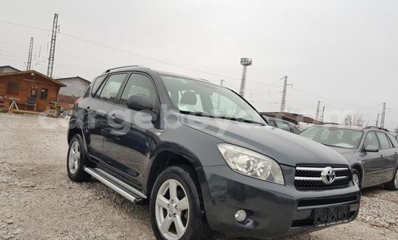 Buy Used Toyota RAV4 Black Car in Addis–Ababa in Ethiopia Buy Used Toyota RAV4 Black Car in Addis–Ababa in Ethiopia