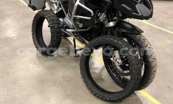 Buy Used BMW R1200GS Adventure Black Bike in Addis–Ababa in Ethiopia Buy Used BMW R1200GS Adventure Black Bike in Addis–Ababa in Ethiopia