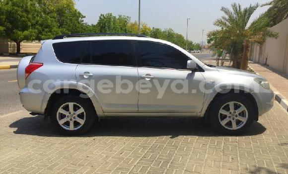 Buy Used Toyota RAV4 Silver Car in Addis–Ababa in Ethiopia Buy Used Toyota RAV4 Silver Car in Addis–Ababa in Ethiopia